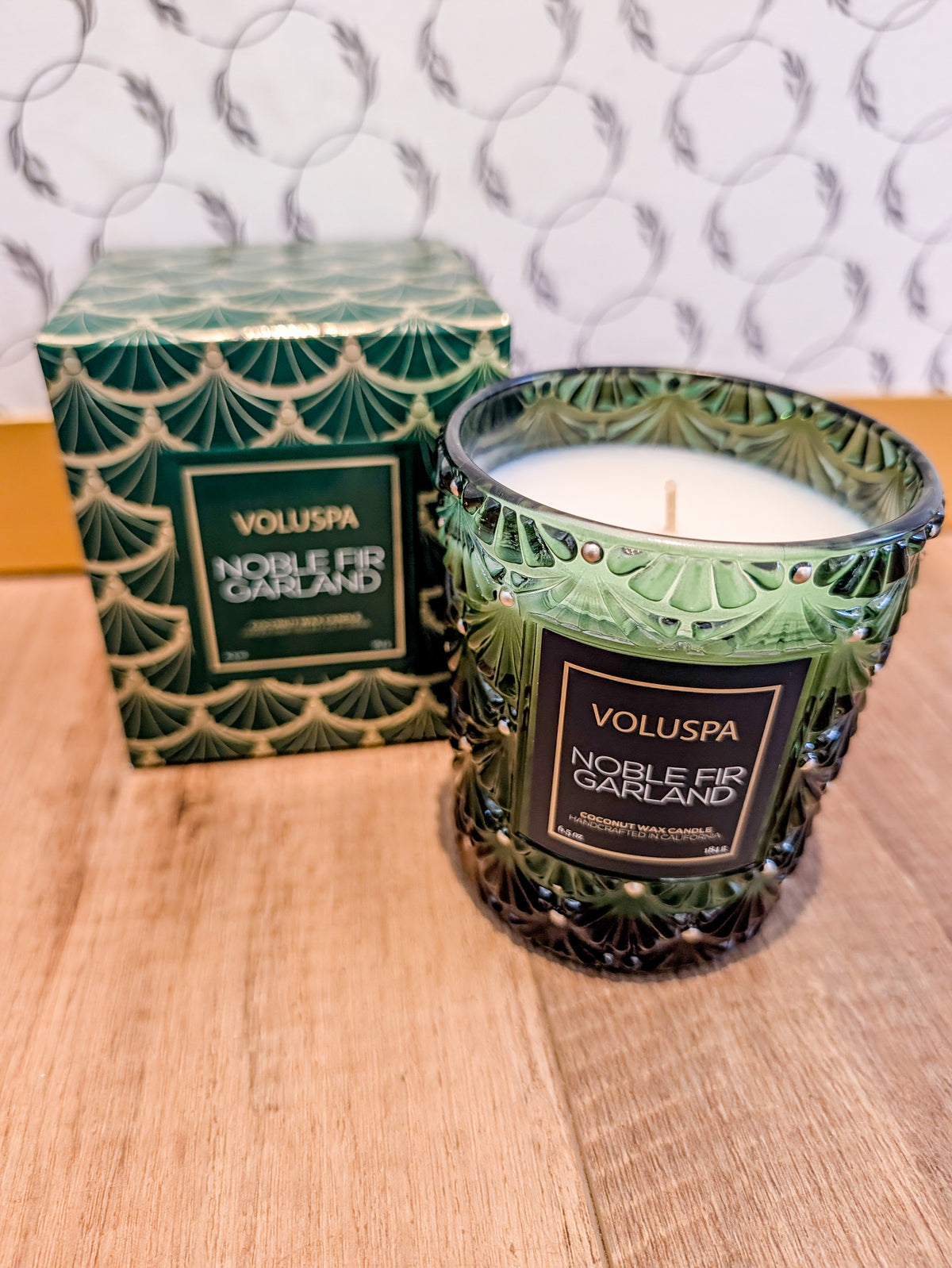 Noble Fir Garland 6.5oz Candle