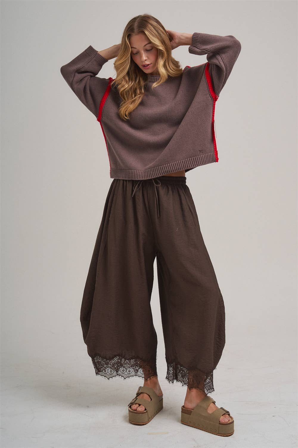 Lightweight Flowy Wide Balloon Leg Pants With Lace