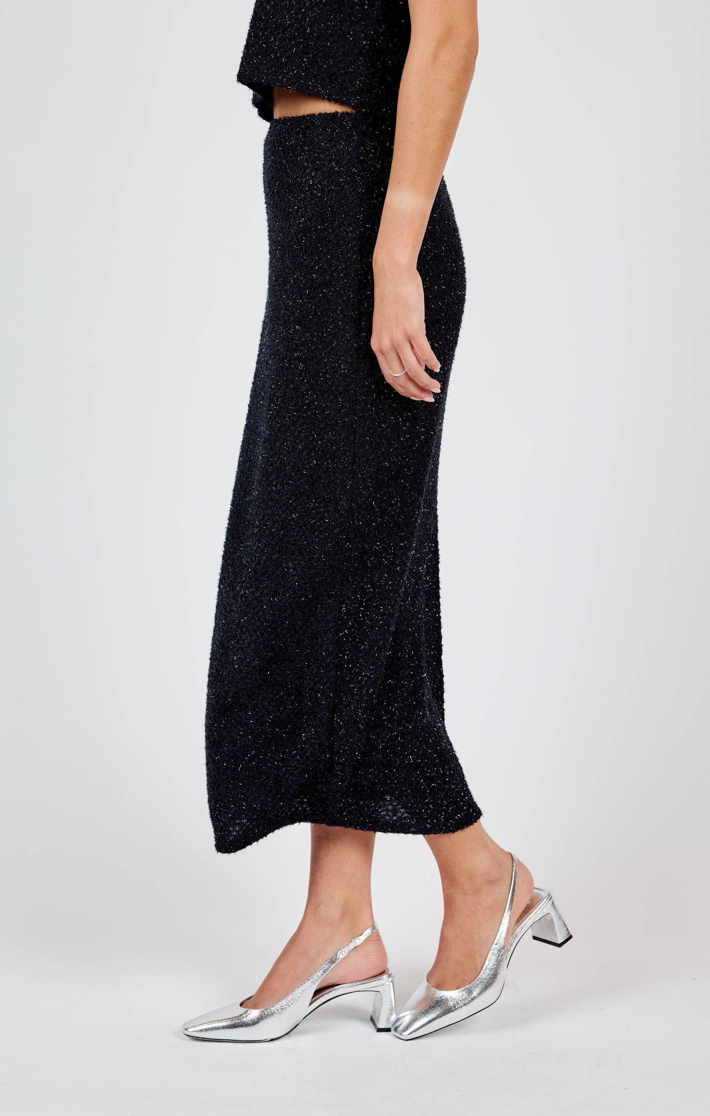 Creative Energy Lurex Knit Midi Skirt: BLACK SILVER